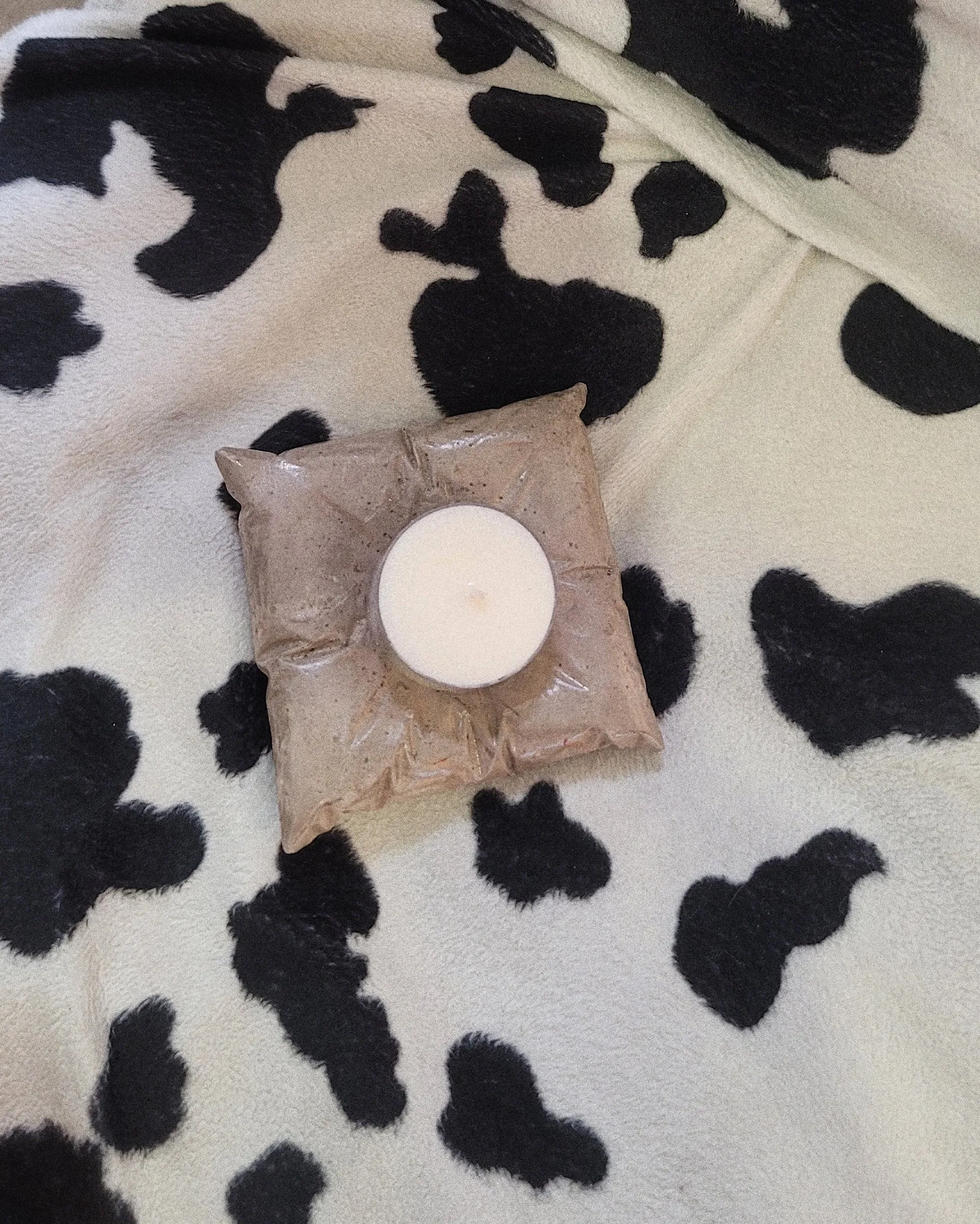 "Pillow" Concrete Tealight Holder