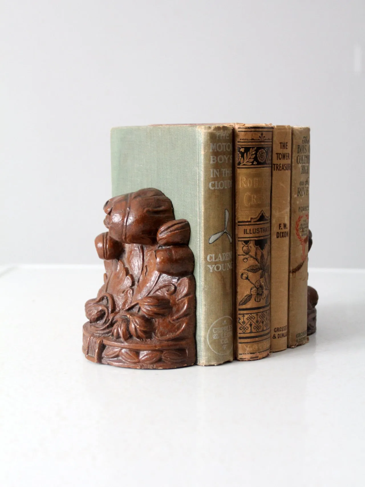 vintage Syroco style floral bookends pair