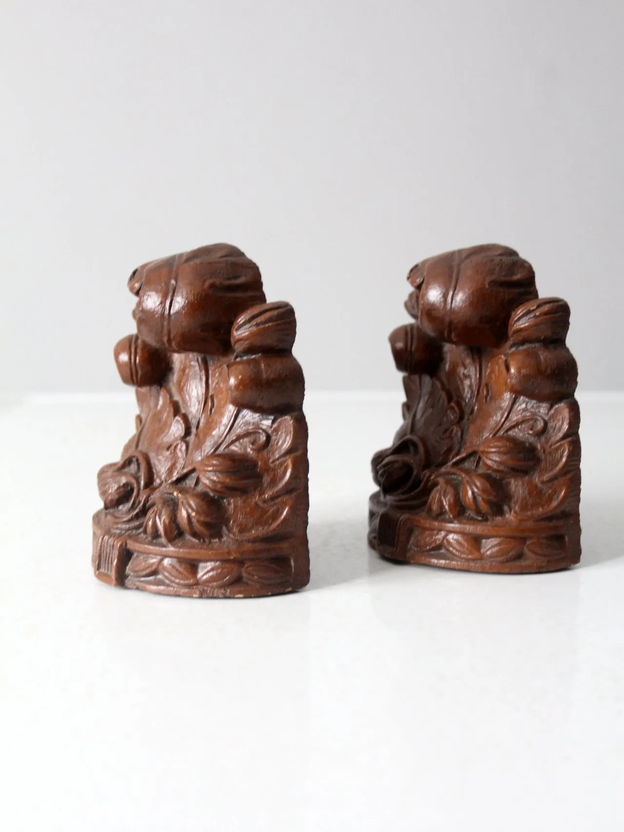 vintage Syroco style floral bookends pair