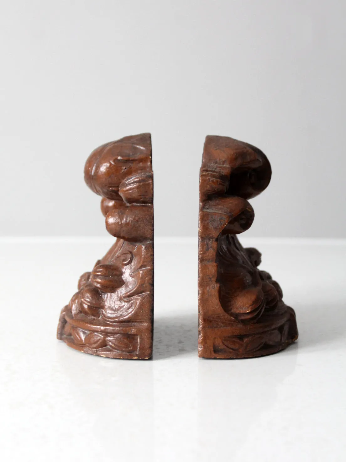 vintage Syroco style floral bookends pair